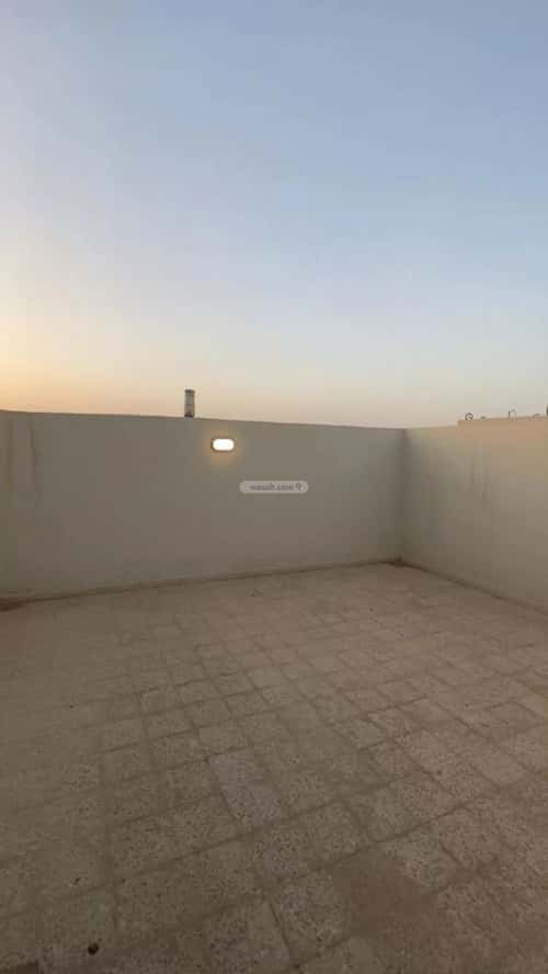 فيلا 293.72 متر مربع جنوبية على شارع 15م الرمال، شرق الرياض، الرياض