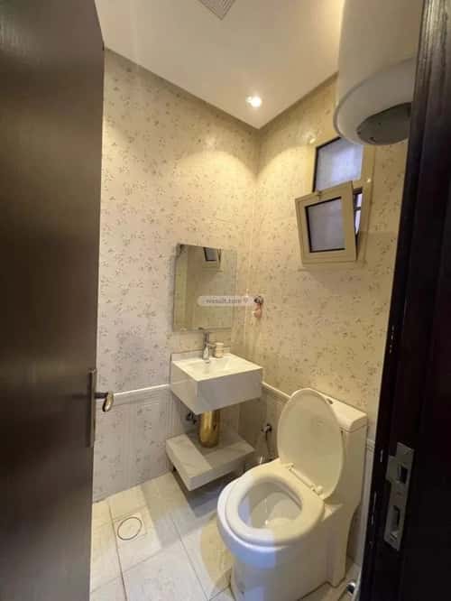 Floor 206.38 SQM with 5 Bedrooms Ad-Dar Al- Baida, South Riyadh, Riyadh