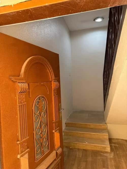 Floor 484 SQM with 5 Bedrooms Al-Jazeerah, East Riyadh, Riyadh