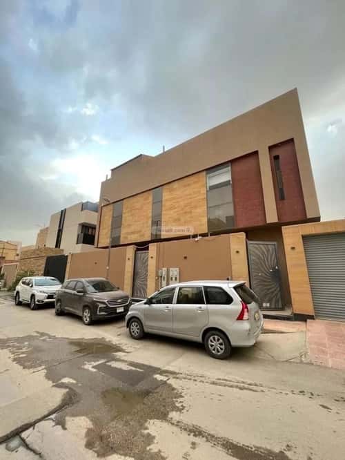 Floor 300 SQM with 4 Bedrooms Ar-Rabi, North Riyadh, Riyadh