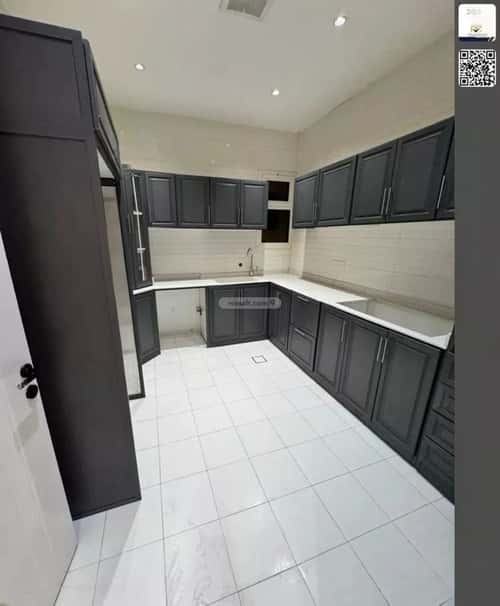Apartment 400 SQM with 3 Bedrooms West Al-Oraija, West Riyadh, Riyadh