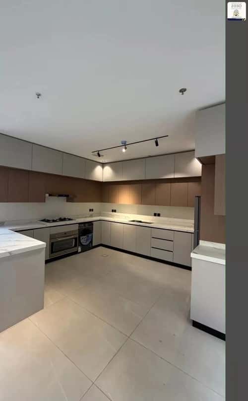 Floor 184.25 SQM with 5 Bedrooms Ar-Rimal, East Riyadh, Riyadh