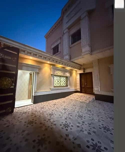 فيلا 900 متر مربع شرقية على شارع 20م النرجس، شمال الرياض، الرياض