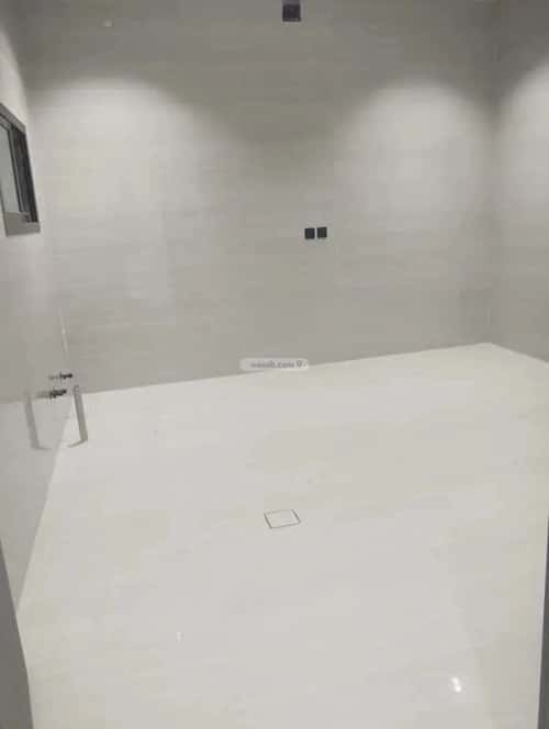 Floor 300 SQM with 5 Bedrooms An-Nadheem, East Riyadh, Riyadh