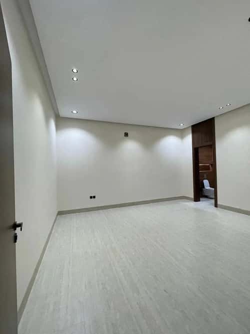 Floor 209.32 SQM with 5 Bedrooms Al Nakhbah, East Riyadh, Riyadh