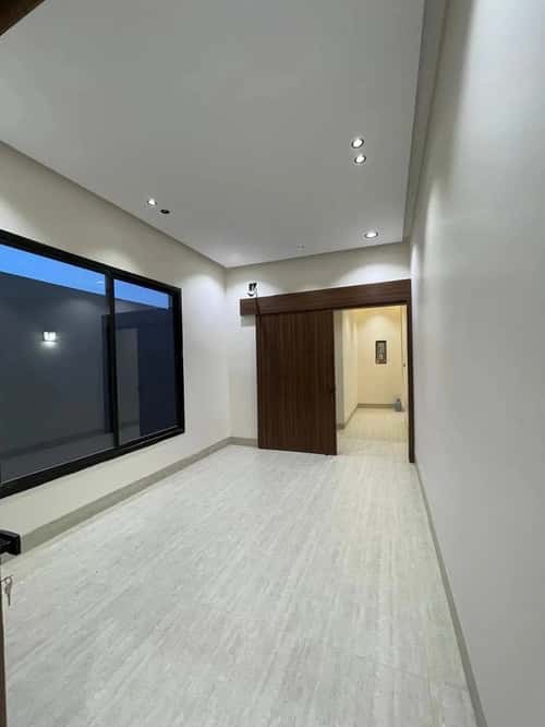 Floor 209.32 SQM with 5 Bedrooms Al Nakhbah, East Riyadh, Riyadh