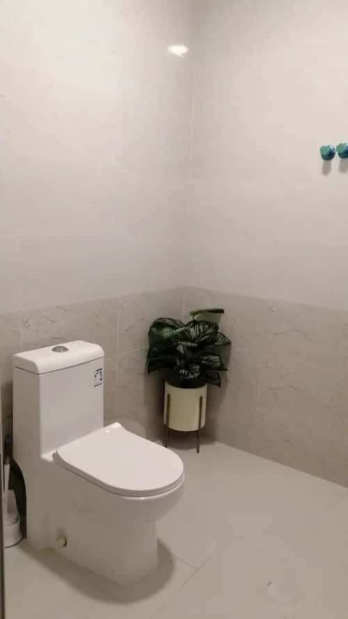 فيلا 275 متر مربع شرقية على شارع 20م الأمواج، الخبر