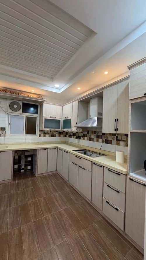 Villa 338.48 SQM with 7 Bedrooms The Beach, Jazan