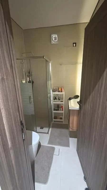 Building 400 SQM Facing North Al Noor, Aldammam
