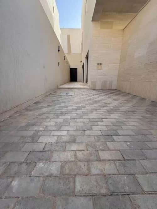 Floor 134.04 SQM with 3 Bedrooms Ar-Rimal, East Riyadh, Riyadh