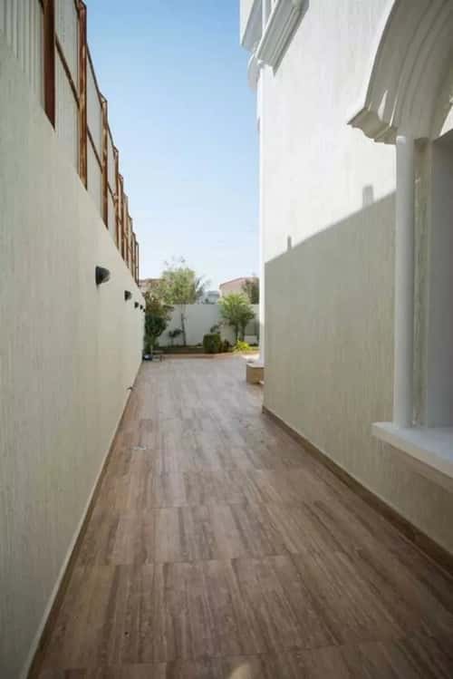 Villa 875 SQM Facing South on 20m Width Street Al Trajji, Alzahran