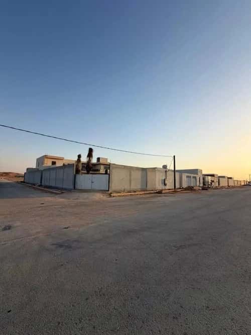Rest House 5000 SQM Facing North East on 20m Width Street Tuwaiq, Darma