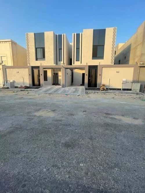 فيلا 250 متر مربع غربية على شارع 24م ضاحية الملك فهد، الدمام