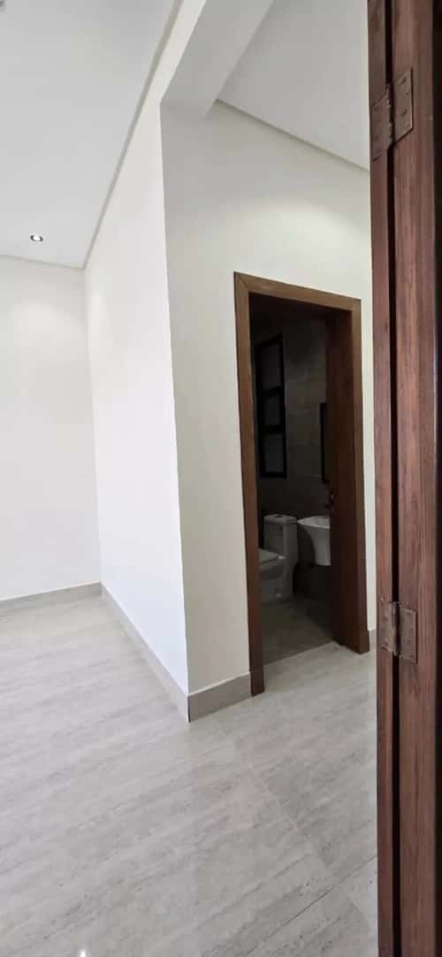 Floor 218.97 SQM with 5 Bedrooms Twaeeq, West Riyadh, Riyadh