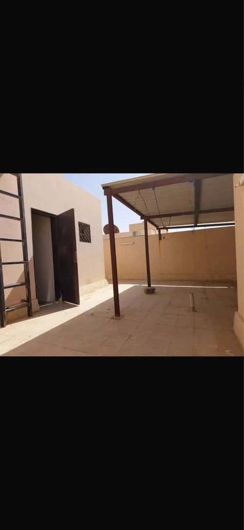 عمارة 250 متر مربع واجهة جنوبية اليرموك، شرق الرياض، الرياض