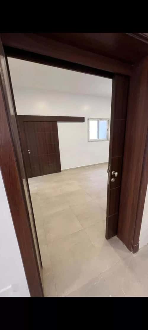 Villa 300 SQM Facing South with 5 Bedrooms Al-Janadriyah, East Riyadh, Riyadh
