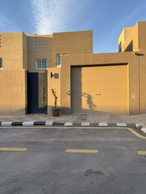فيلا 252.5 متر مربع جنوبية على شارع 15م مطار الملك خالد الدولي، شمال الرياض، الرياض