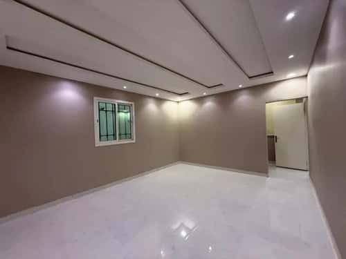 Villa 300 SQM Facing South with 5 Bedrooms Al-Muanisiyah, East Riyadh, Riyadh