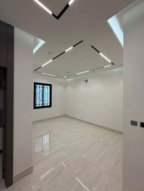Building 1400 SQM Facing South Ar-Rimal, East Riyadh, Riyadh