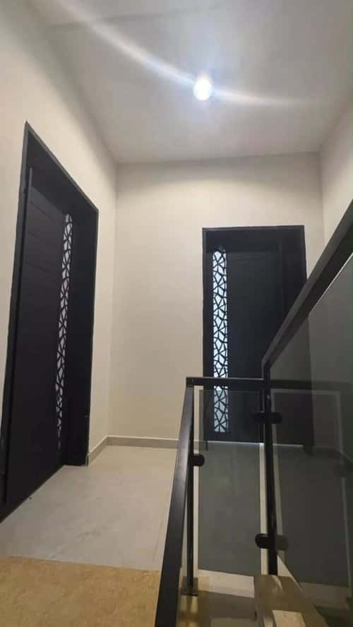 Floor 354.63 SQM with 5 Bedrooms Dahiat Namar, West Riyadh, Riyadh