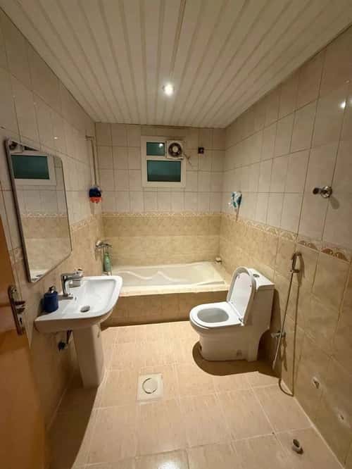 Villa 900 SQM Facing East on 15m Width Street King Faisal, East Riyadh, Riyadh