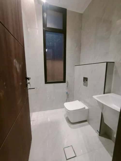 Floor 165.81 SQM with 4 Bedrooms Al-Muanisiyah, East Riyadh, Riyadh