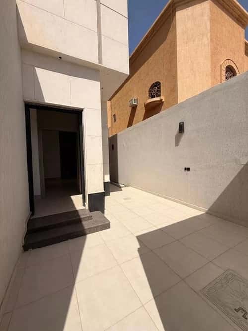 Floor 199.4 SQM with 3 Bedrooms Qurtubah, East Riyadh, Riyadh