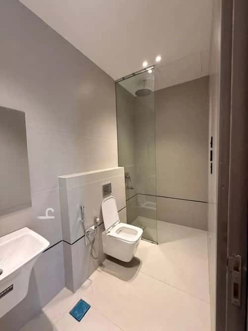 Floor 167.04 SQM with 3 Bedrooms Al-Yarmuk, East Riyadh, Riyadh