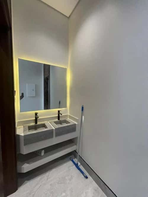 Floor 133.36 SQM with 3 Bedrooms Al- Nadwah, East Riyadh, Riyadh