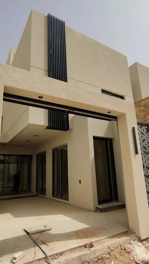 فيلا 450 متر مربع جنوبية على شارع 18م الرمال، شرق الرياض، الرياض
