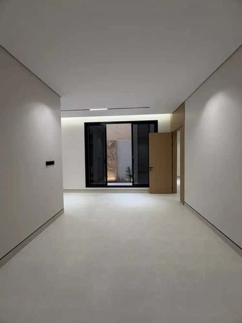 Villa 310 SQM Facing South on 18m Width Street Ar-Rimal, East Riyadh, Riyadh
