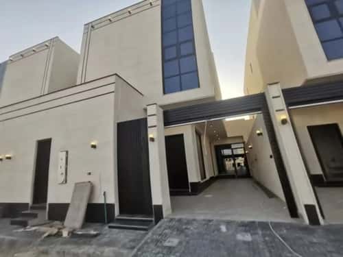 فيلا 220 متر مربع شرقية على شارع 18م الندوة، شرق الرياض، الرياض