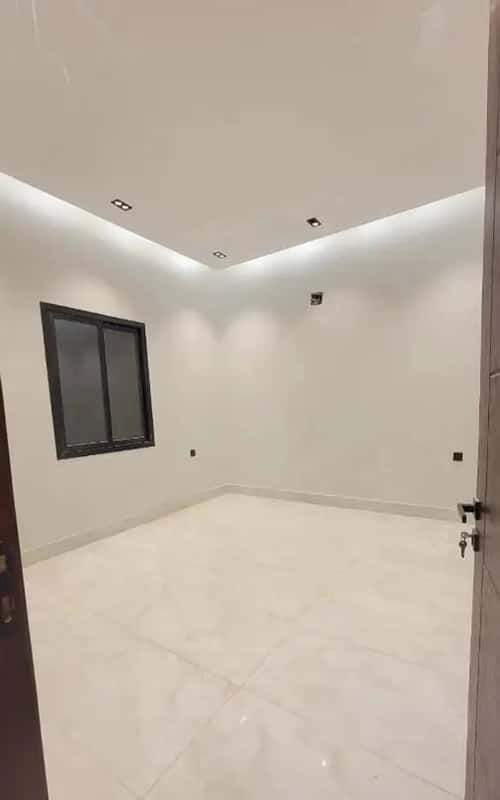 Land 163.57 SQM Facing East on 20m Width Street Ar-Rimal, East Riyadh, Riyadh