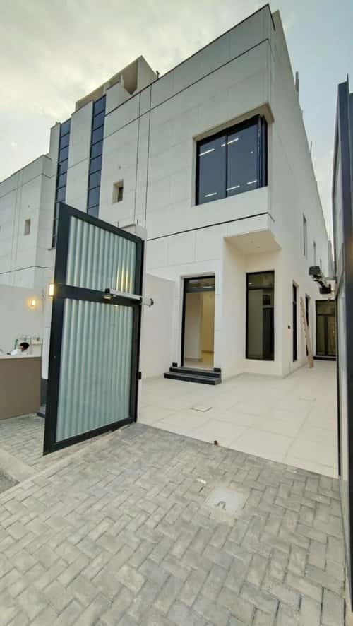 Floor 226.89 SQM with 4 Bedrooms Ar-Rimal, East Riyadh, Riyadh
