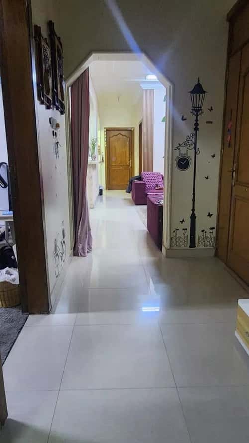 عمارة 250 متر مربع واجهة جنوبية الشهداء، شرق الرياض، الرياض