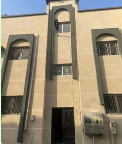 عمارة 270 متر مربع واجهة شرقية منفوحة، وسط الرياض، الرياض