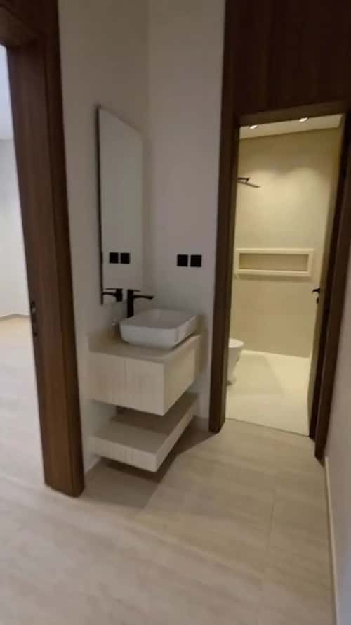 Floor 174.87 SQM with 3 Bedrooms Dahrat Al-Badeah, West Riyadh, Riyadh