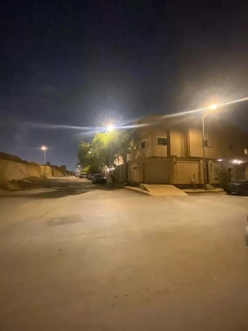 فيلا 345 متر مربع واجهة شمالية ب 7 غرف المصيف، شمال الرياض، الرياض