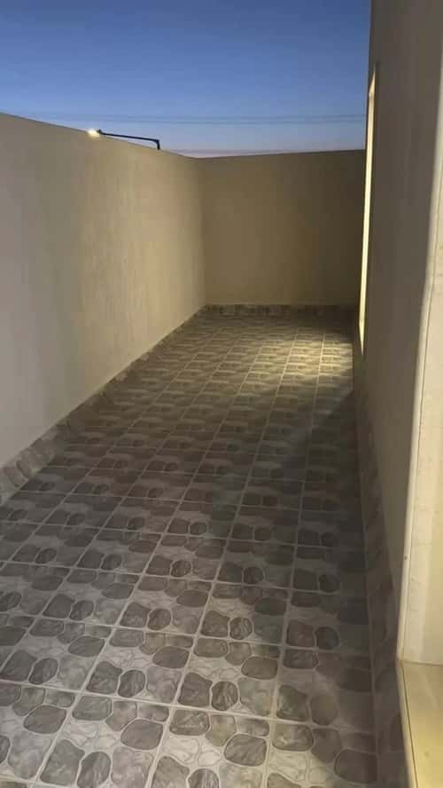 شقة 900 متر مربع ب 4 غرف قرطبة، شرق الرياض، الرياض