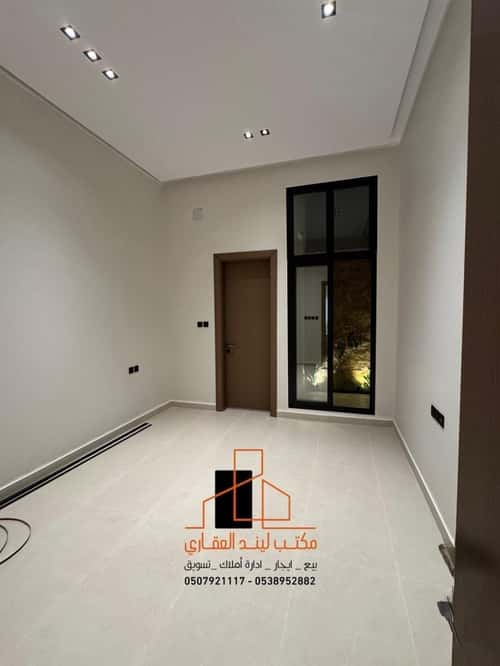استراحة 260 متر مربع غربية على شارع 20م النقيب الجنوبي، بريدة