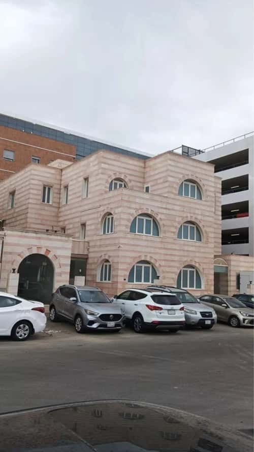 فيلا 767 متر مربع واجهة جنوبية ب 9 غرف الشاطئ، شمال جدة، جدة
