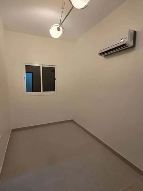 Villa 200 SQM Facing East with 3 Bedrooms King Abdullah, Central Riyadh, Riyadh