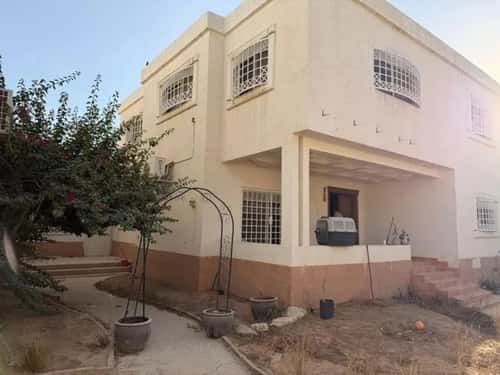 فيلا 1425.349 متر مربع واجهة غربية ب 4 غرف الربوة، وسط الرياض، الرياض