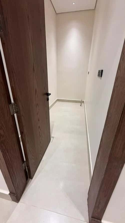Floor 226.89 SQM with 4 Bedrooms Ar-Rimal, East Riyadh, Riyadh