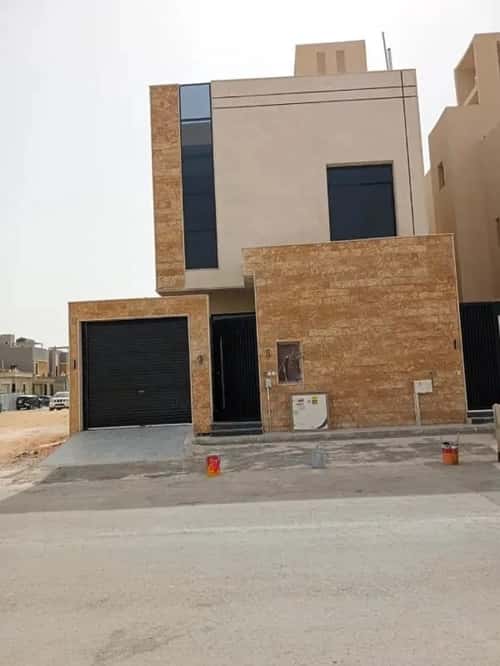 فيلا 240 متر مربع شرقية على شارع 15م الرمال، شرق الرياض، الرياض