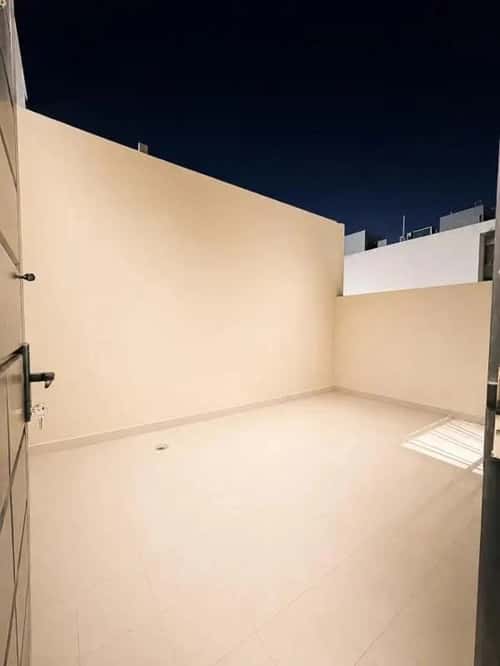 Floor 161.86 SQM with 4 Bedrooms Bader, South Riyadh, Riyadh