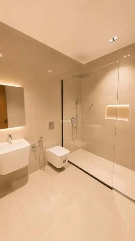 Villa 250 SQM Facing West on 20m Width Street King Faisal, East Riyadh, Riyadh