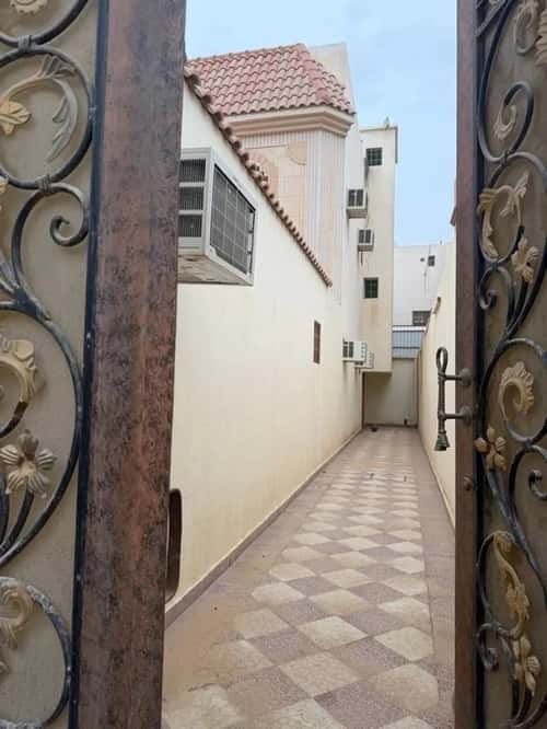 Villa 600.7 SQM Facing North on 15m Width Street Ishbiliyah, East Riyadh, Riyadh