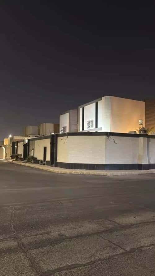Villa 1050 SQM Facing North West on 30m Width Street Ash-Shifa, South Riyadh, Riyadh
