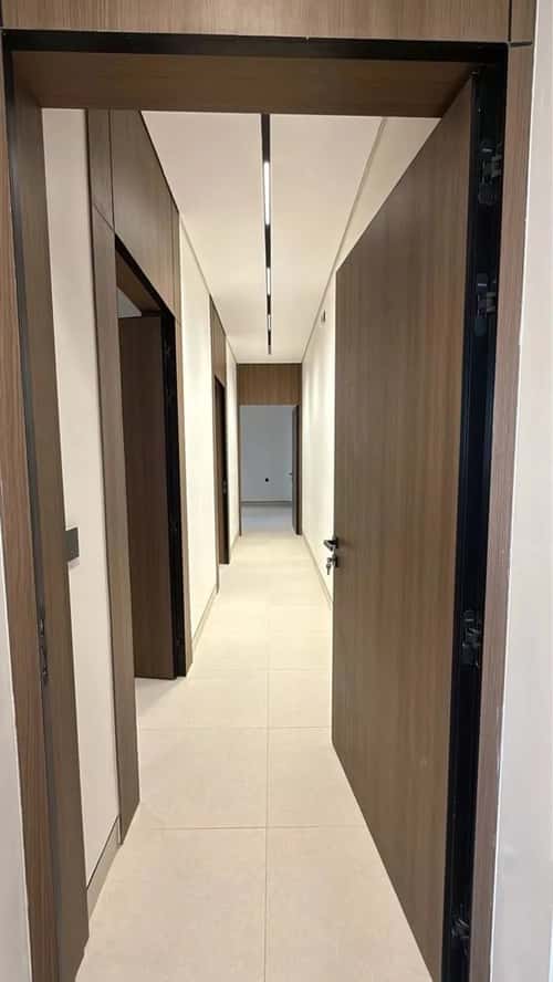 Floor 1240 SQM with 3 Bedrooms Al-Nuzha, North Riyadh, Riyadh
